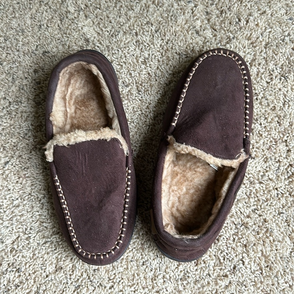 Men’s Zigzagger Slippers Size 11